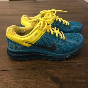 Women’s Nike Air Max waffle skin